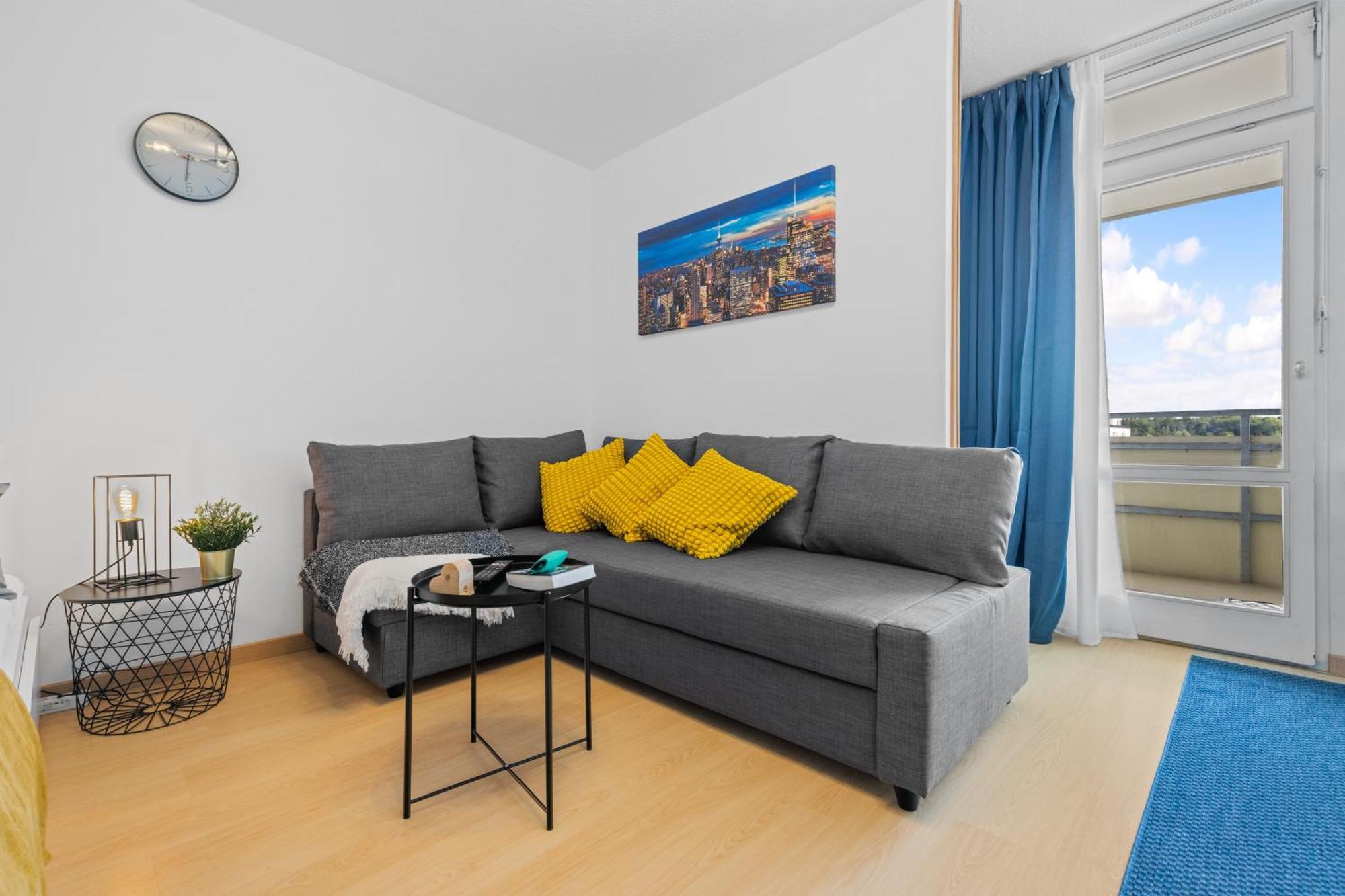 Sonniges City-Apartment Mit Suedbalkon Und Parklatz Neusass Kültér fotó